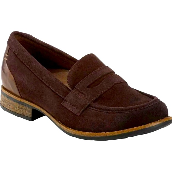 EARTH SUEDE PREPPY PENNY LOAFERS AVANI BARCELONA BROWN SIZE 8.5 NEW - Picture 1 of 11